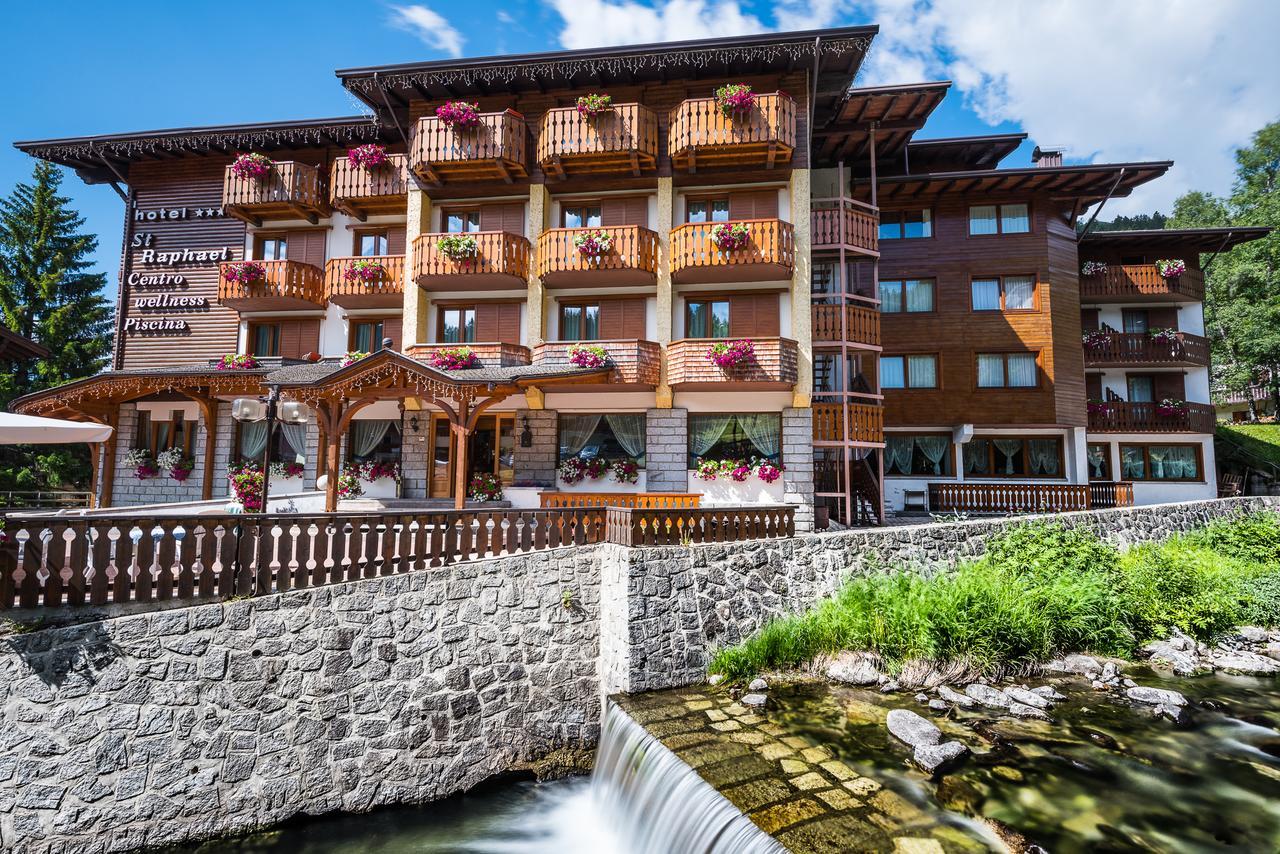 Hotel St. Raphael Madonna Exterior foto
